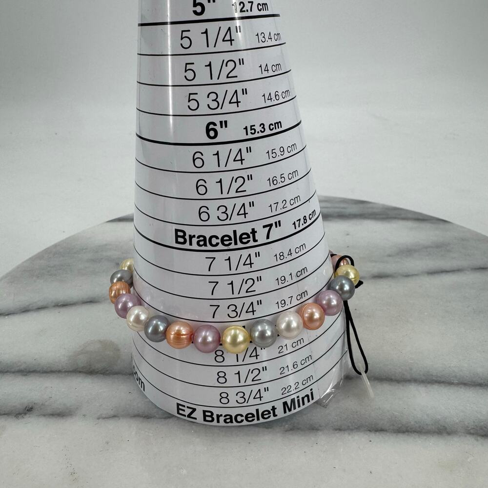 NWT Multi colored fresh water pearl Bracelet